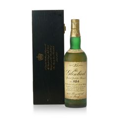 Glenlivet 25 Year Old, Special Jubilee Reserve 1977 Bottling with Wooden Case